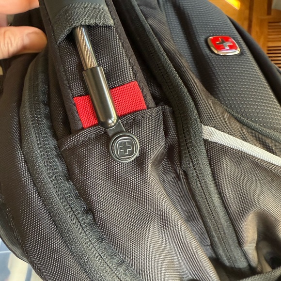 SWISSGEAR Black Backpack - Picture 7 of 10